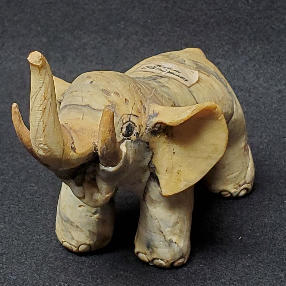 Elephant Crushed Oyster Shell Vintage